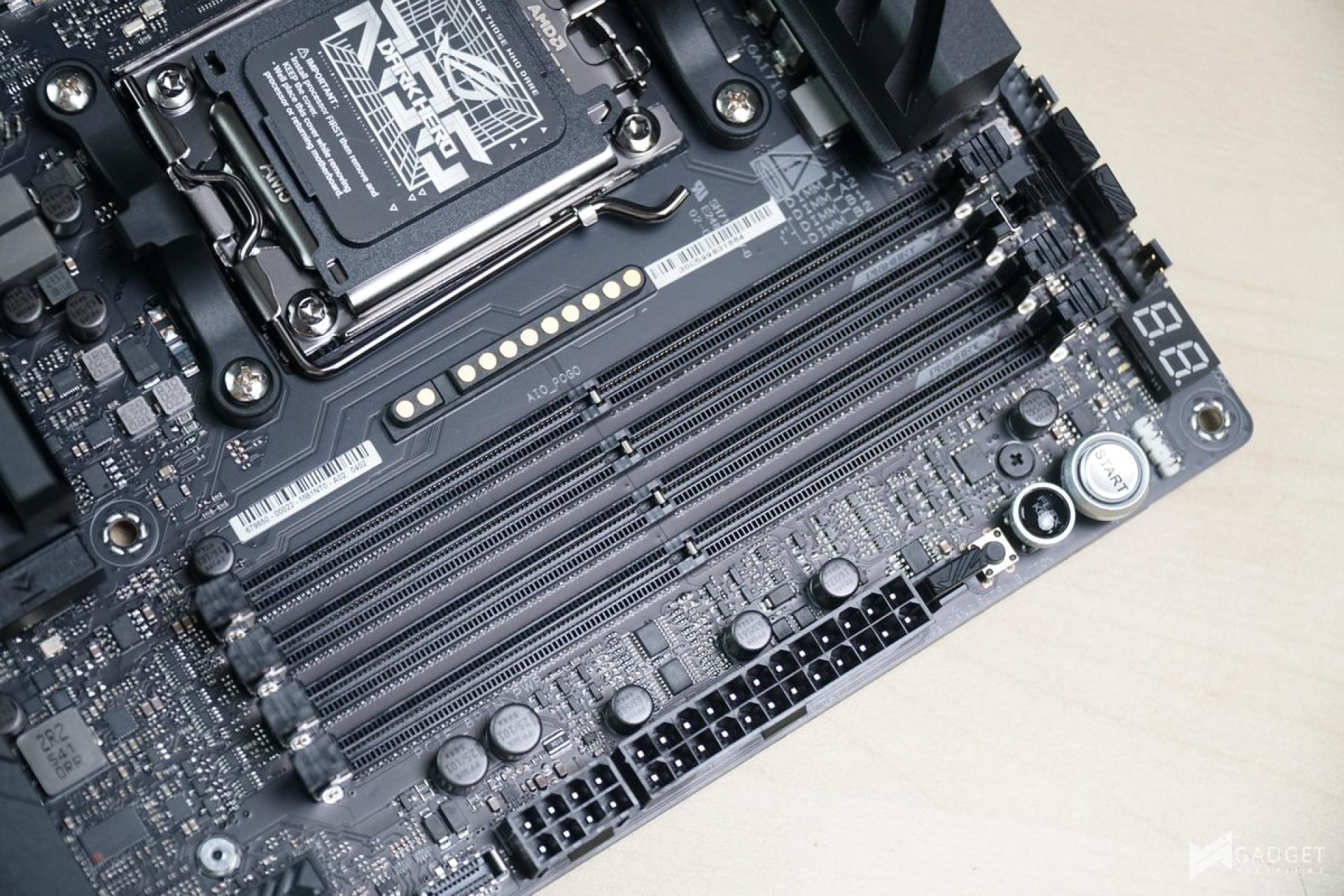 ASUS ROG Crosshair X870E Dark Hero Review 034