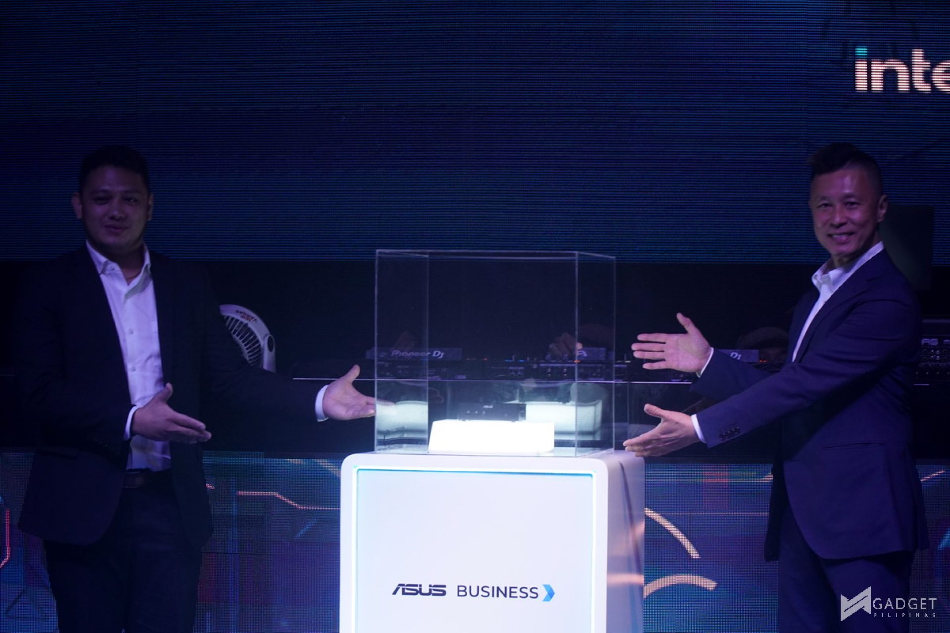 ASUS Techtron Intel NUC 16 Pro 2