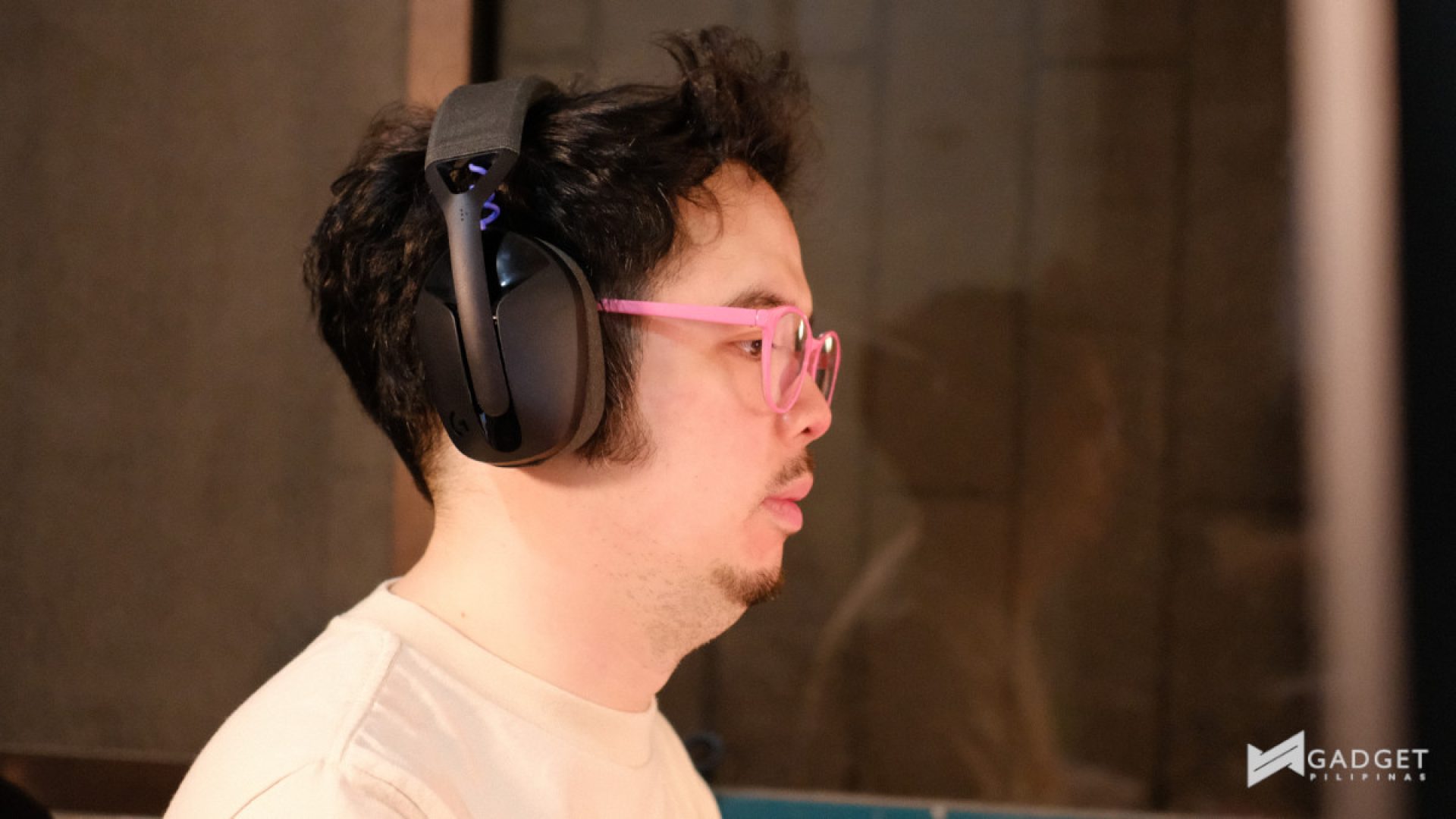 Logitech G321 Lightspeed Wireless Gaming Headset Review 1