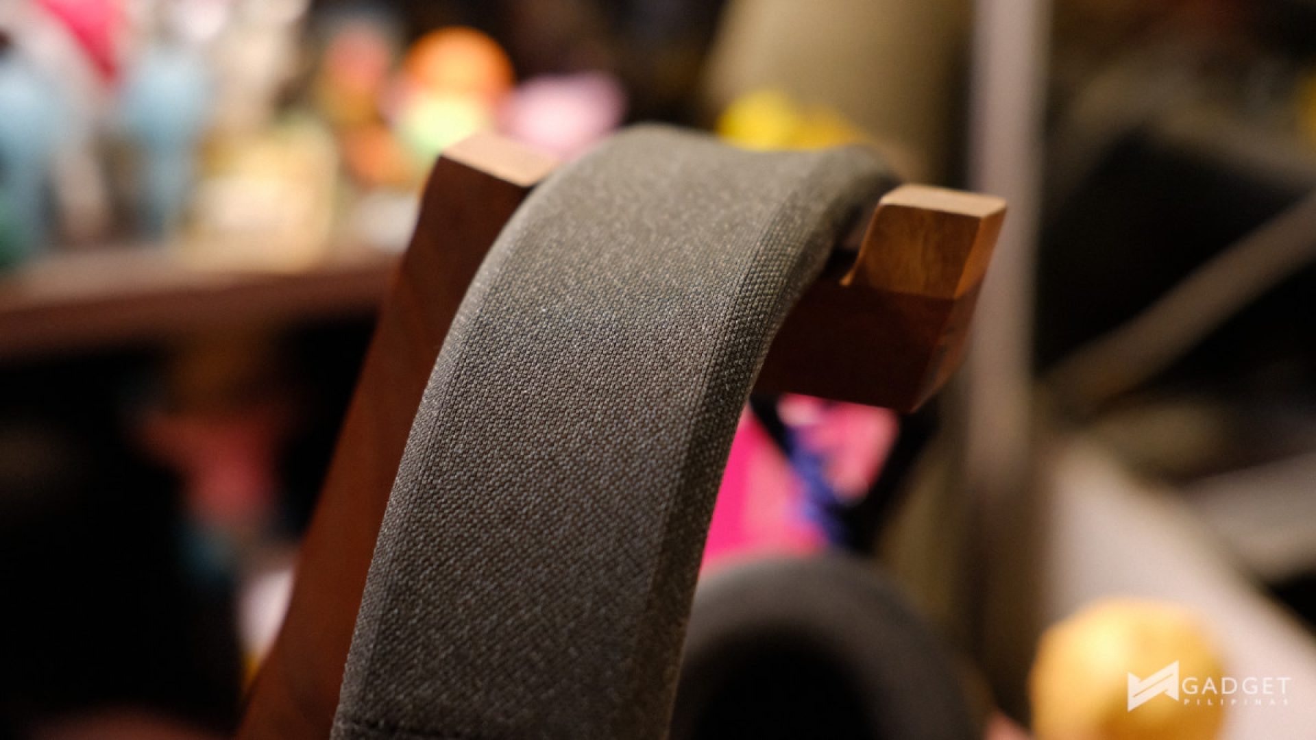 Logitech G321 Lightspeed Wireless Gaming Headset Review headband