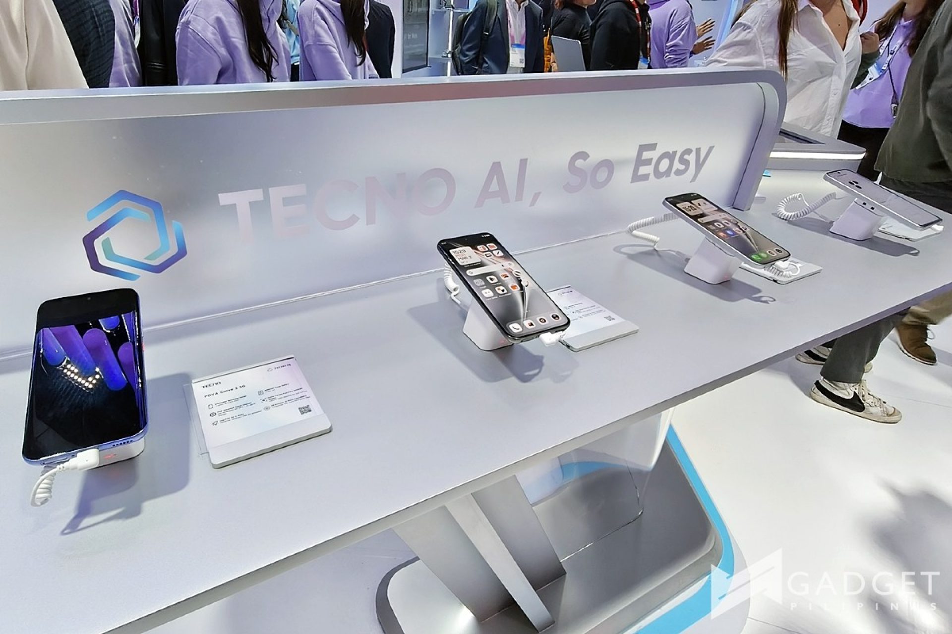 MWC 2026 POVA 8 POVA Curve