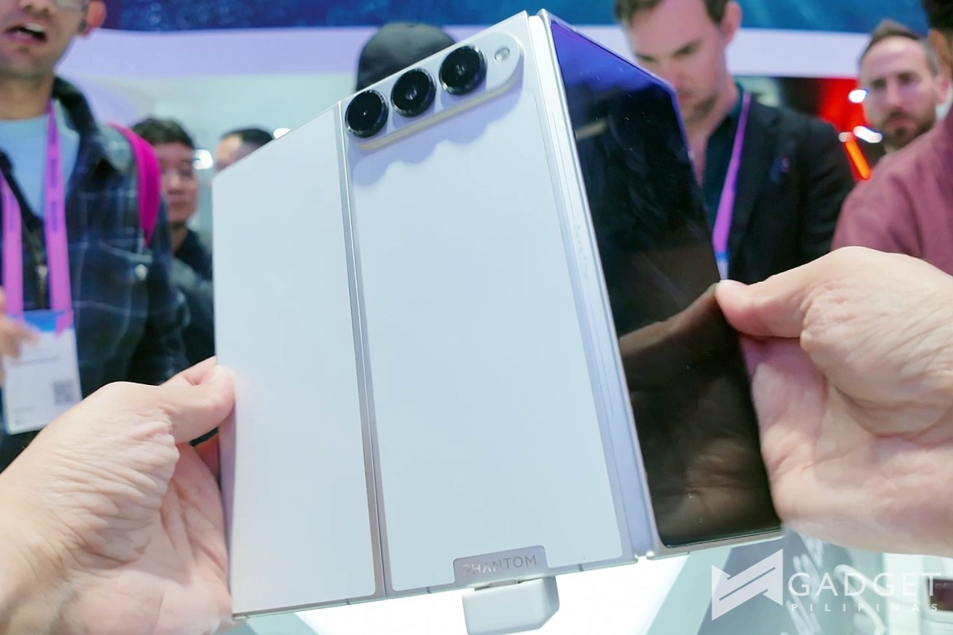 MWC 2026 TECNO PHANTOM Ultimate G Fold Concept Tri Fold Screen