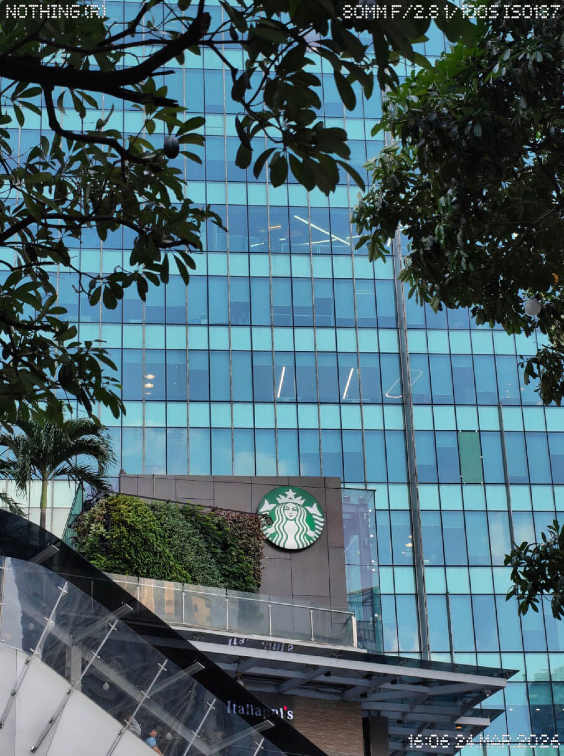 Nothing Phone (4a) Review 3.5x