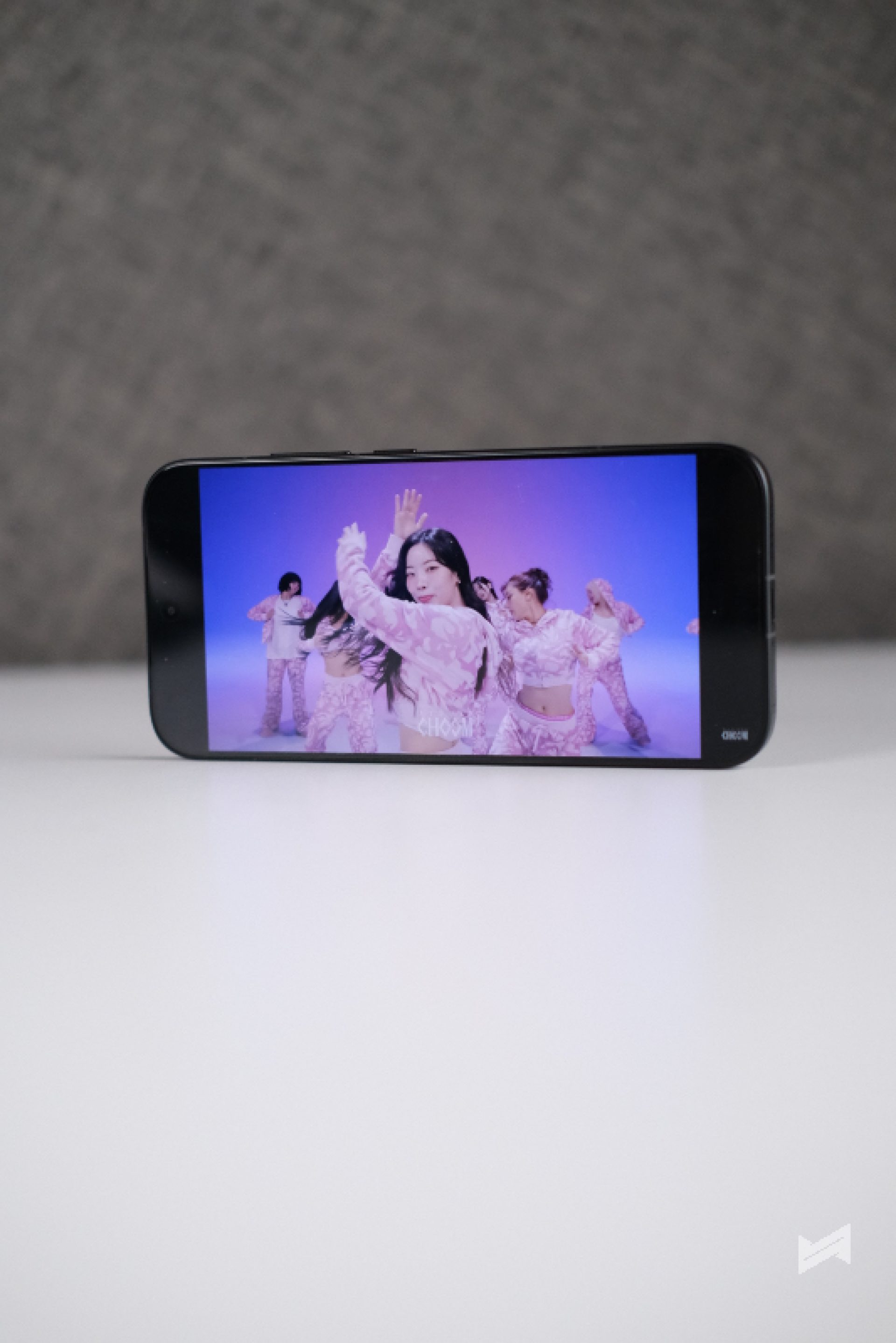 POCO X8 Pro Iron Man Edition Review 7