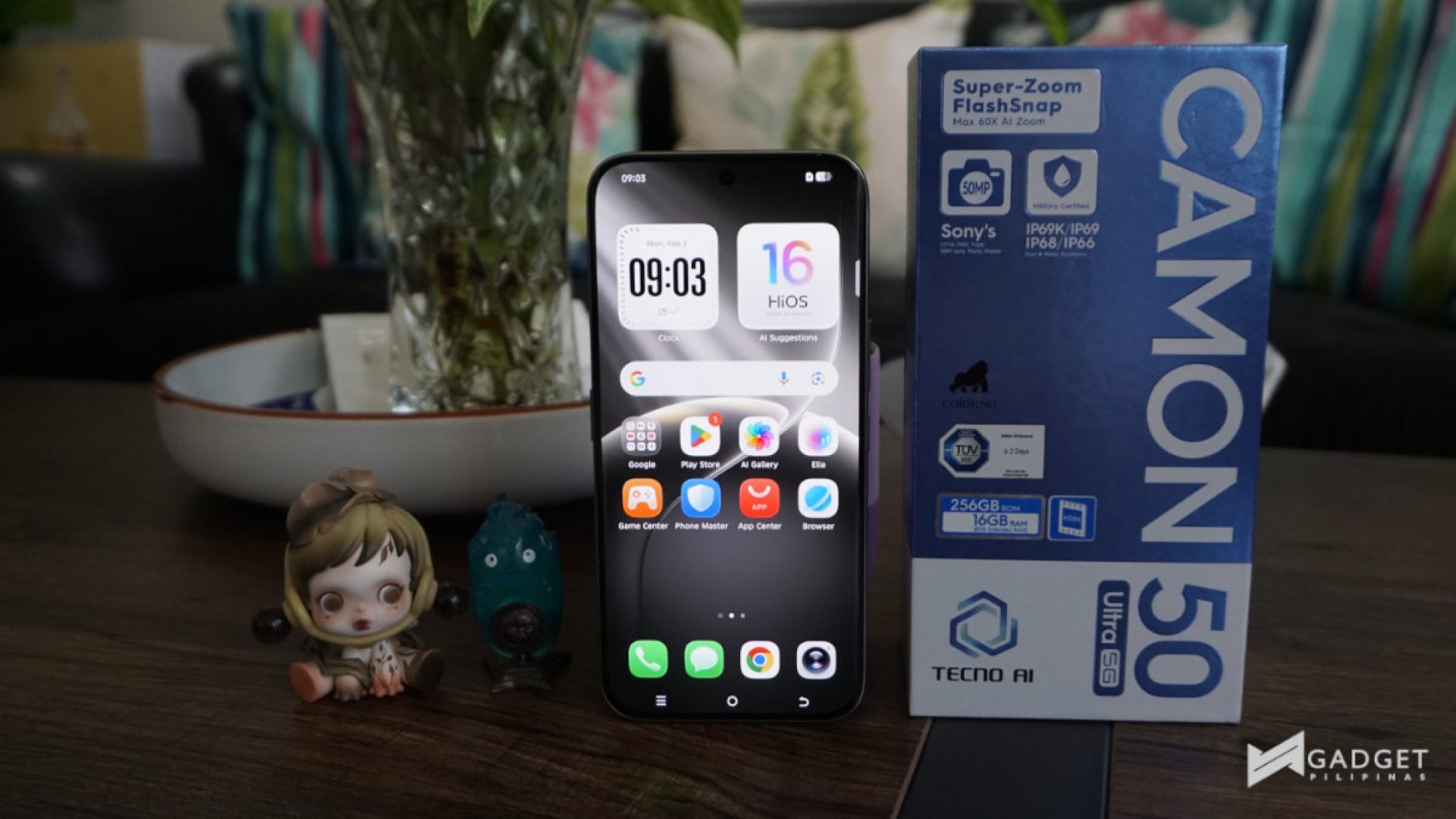 TECNO CAMON 50 series launch display