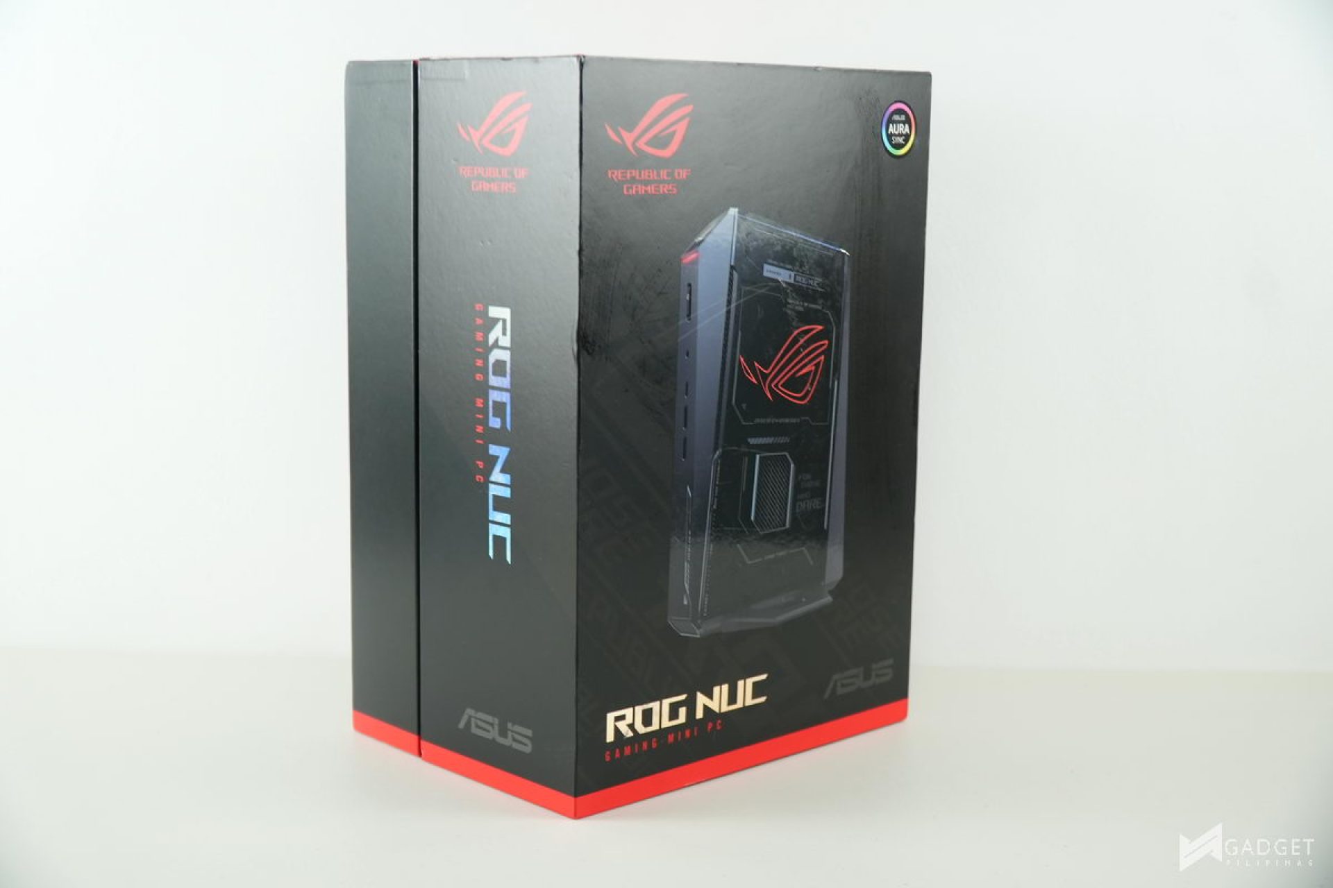 ASUS ROG NUC 2025 Review 005