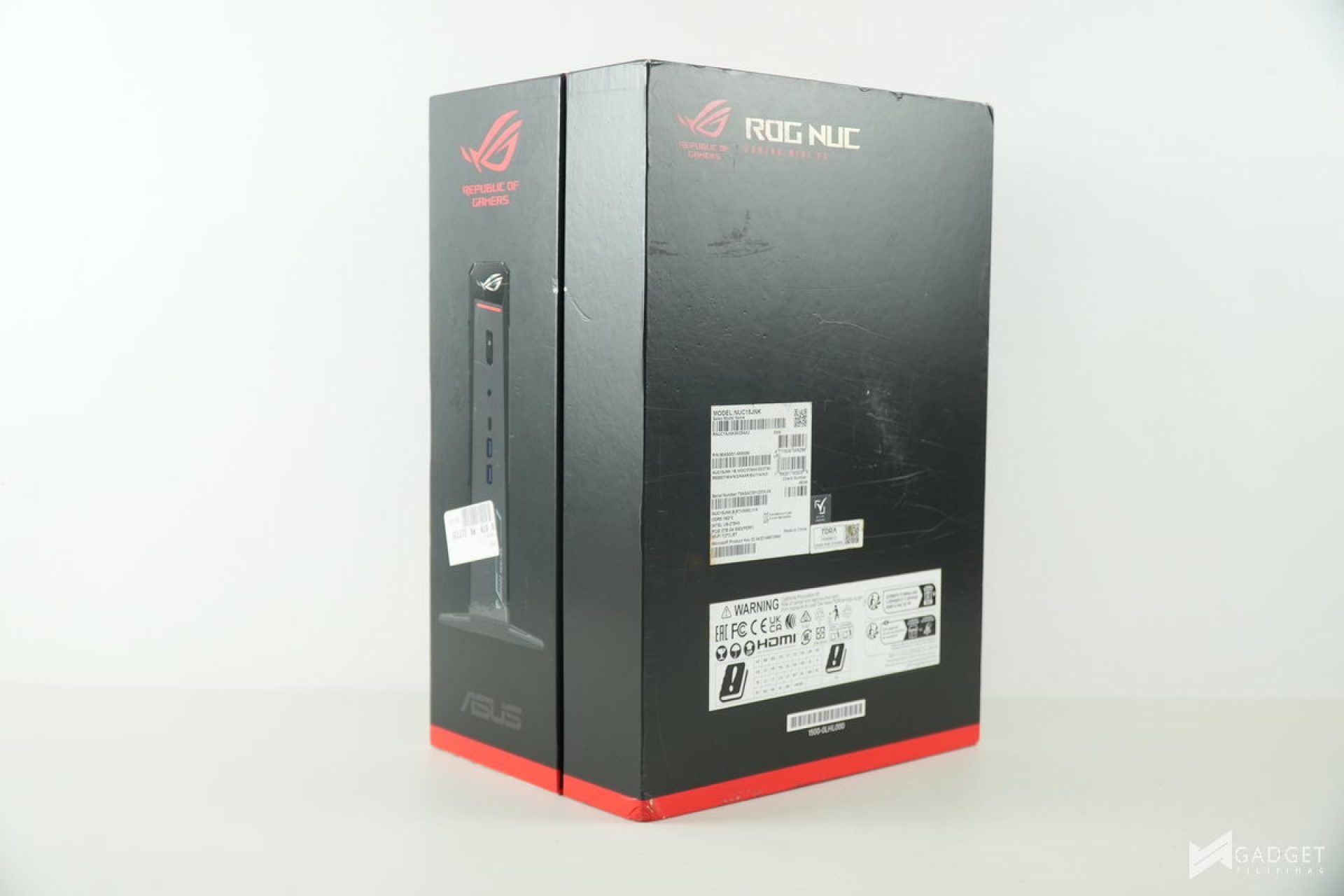 ASUS ROG NUC 2025 Review 009