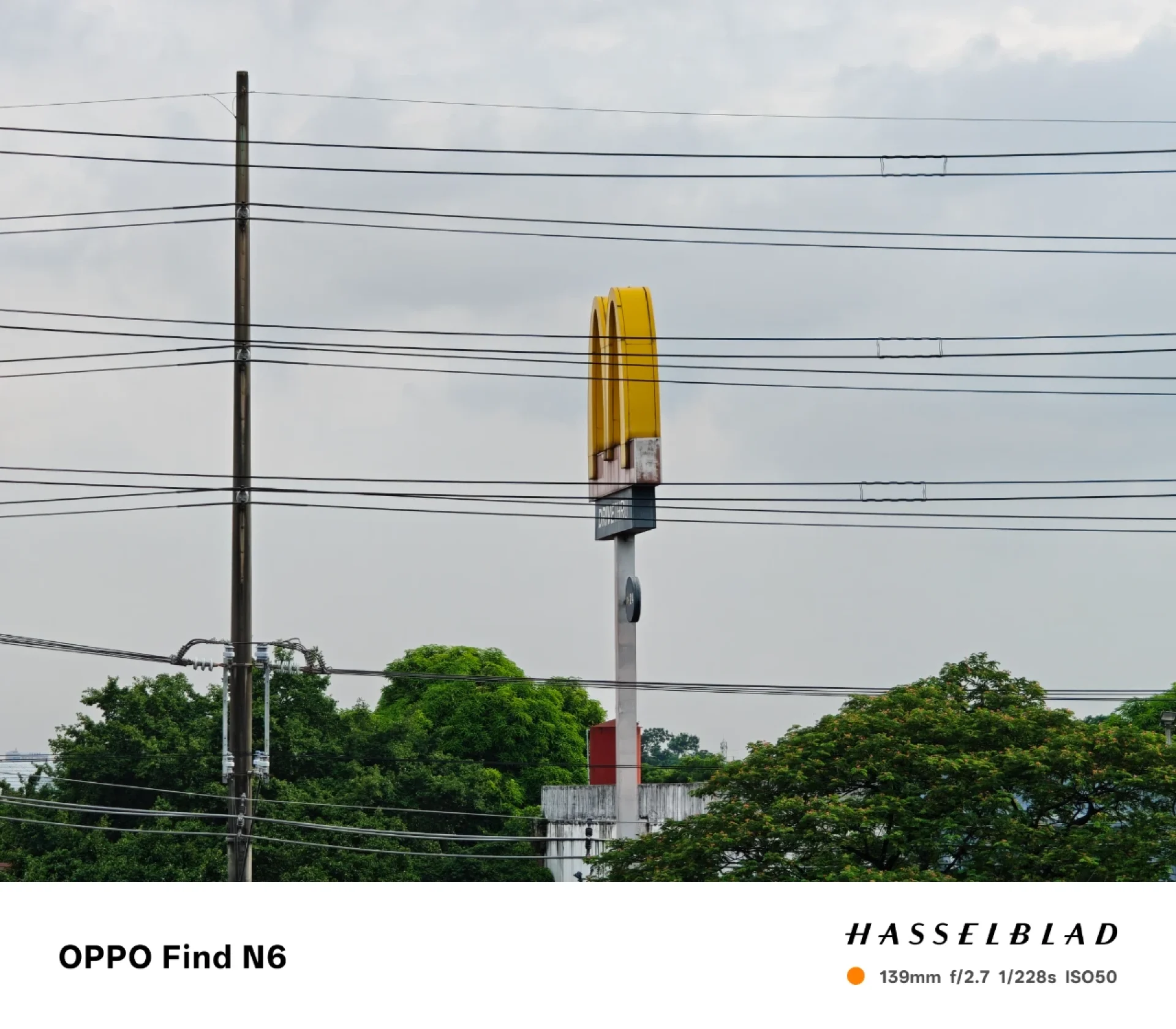 OPPO Find N6 Zoom Sample