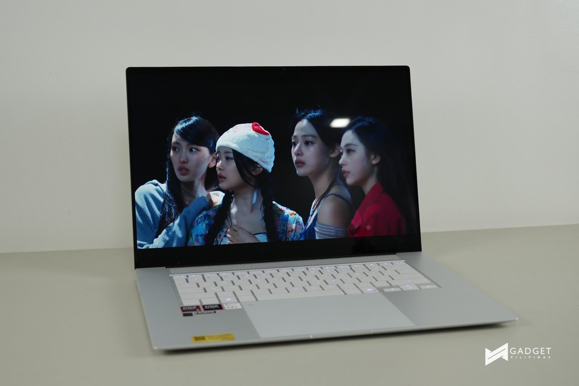ASUS Zenbook S16 2026 PH