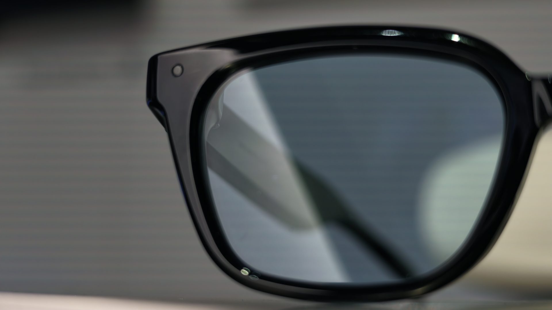 Samsung Intelligent Eyewear 4