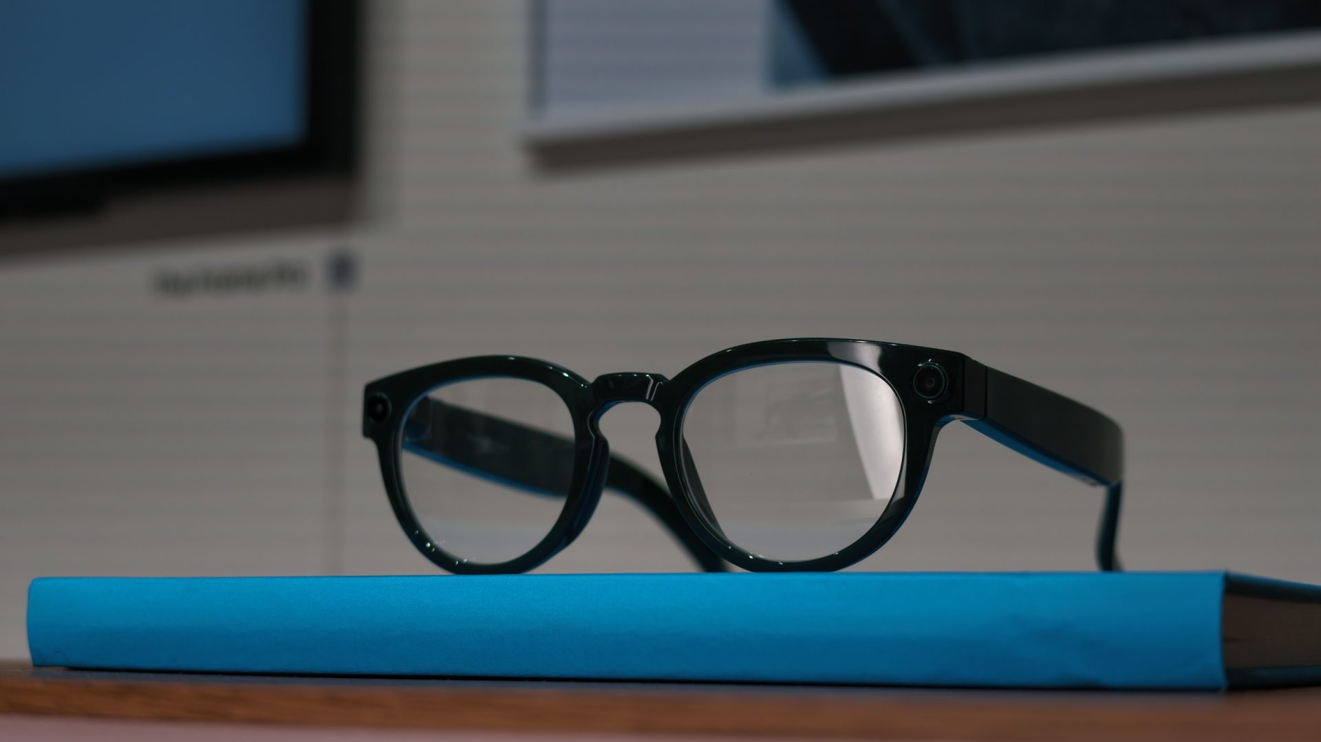 Samsung Intelligent Eyewear 5