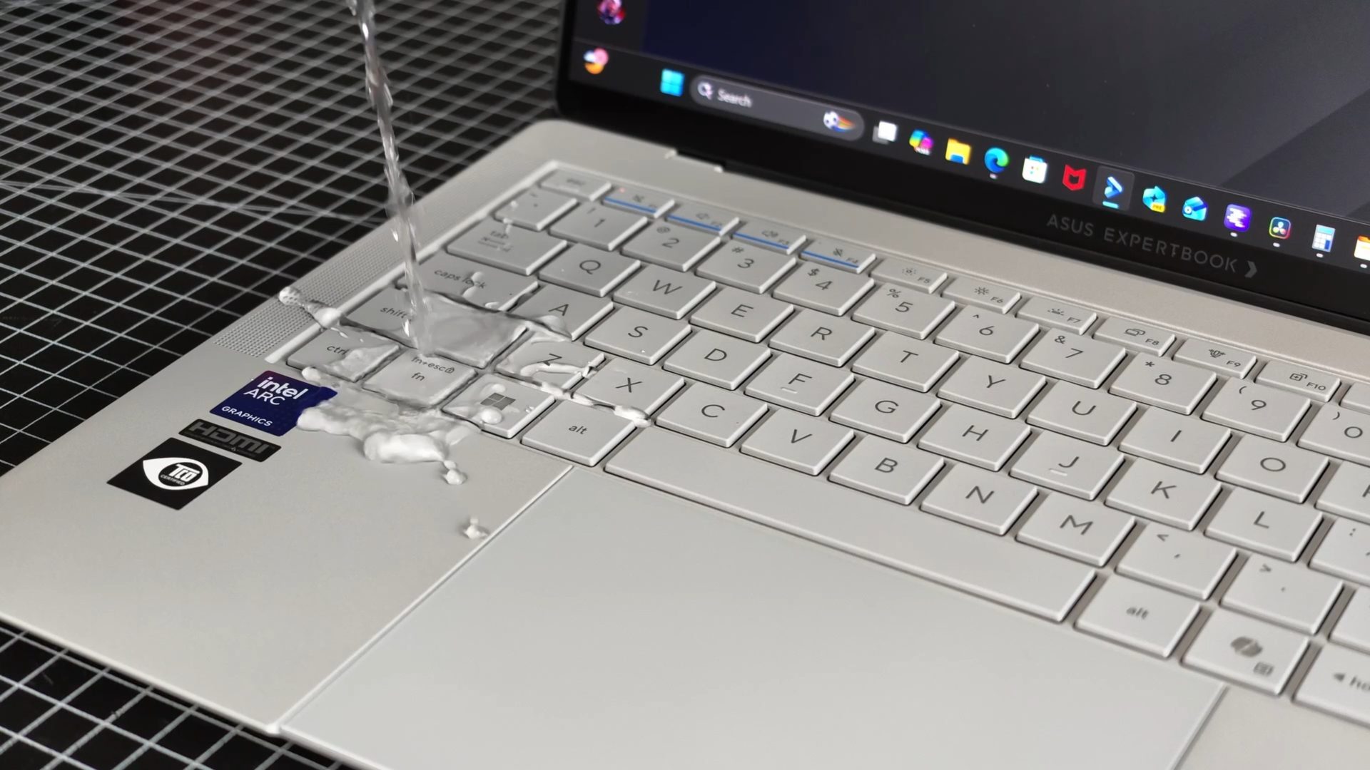 ASUS ExpertBook Ultra B9406CAA PH Durability