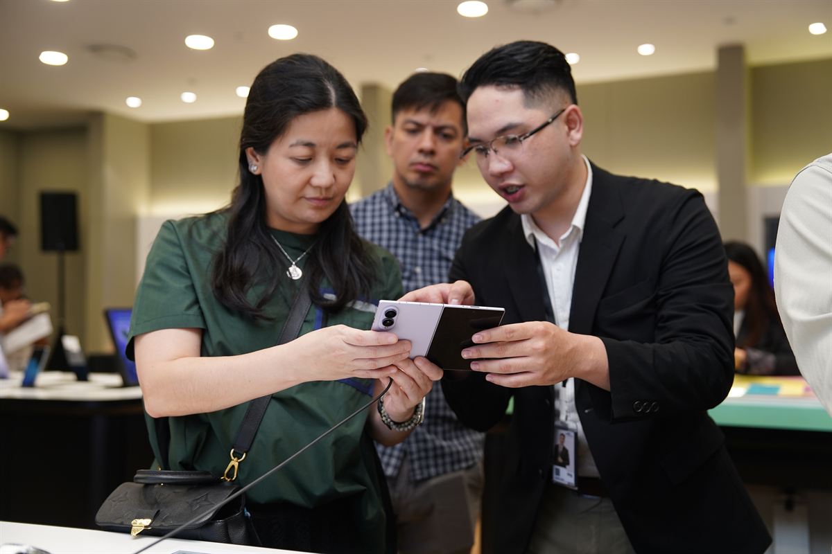 Samsung Experience Store in Taguig City, Philippines