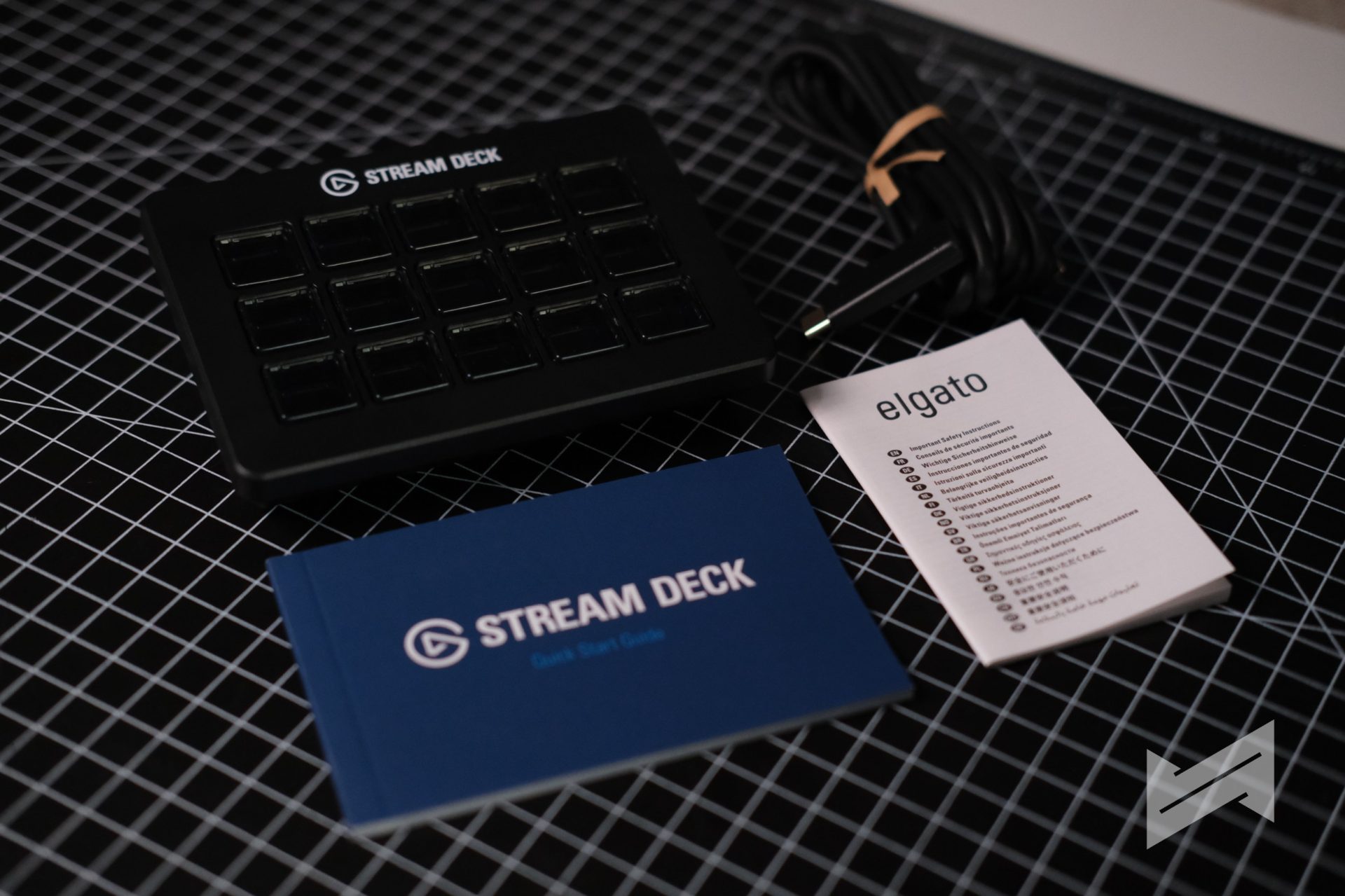 Stream Deck Scissor Keys Review 12