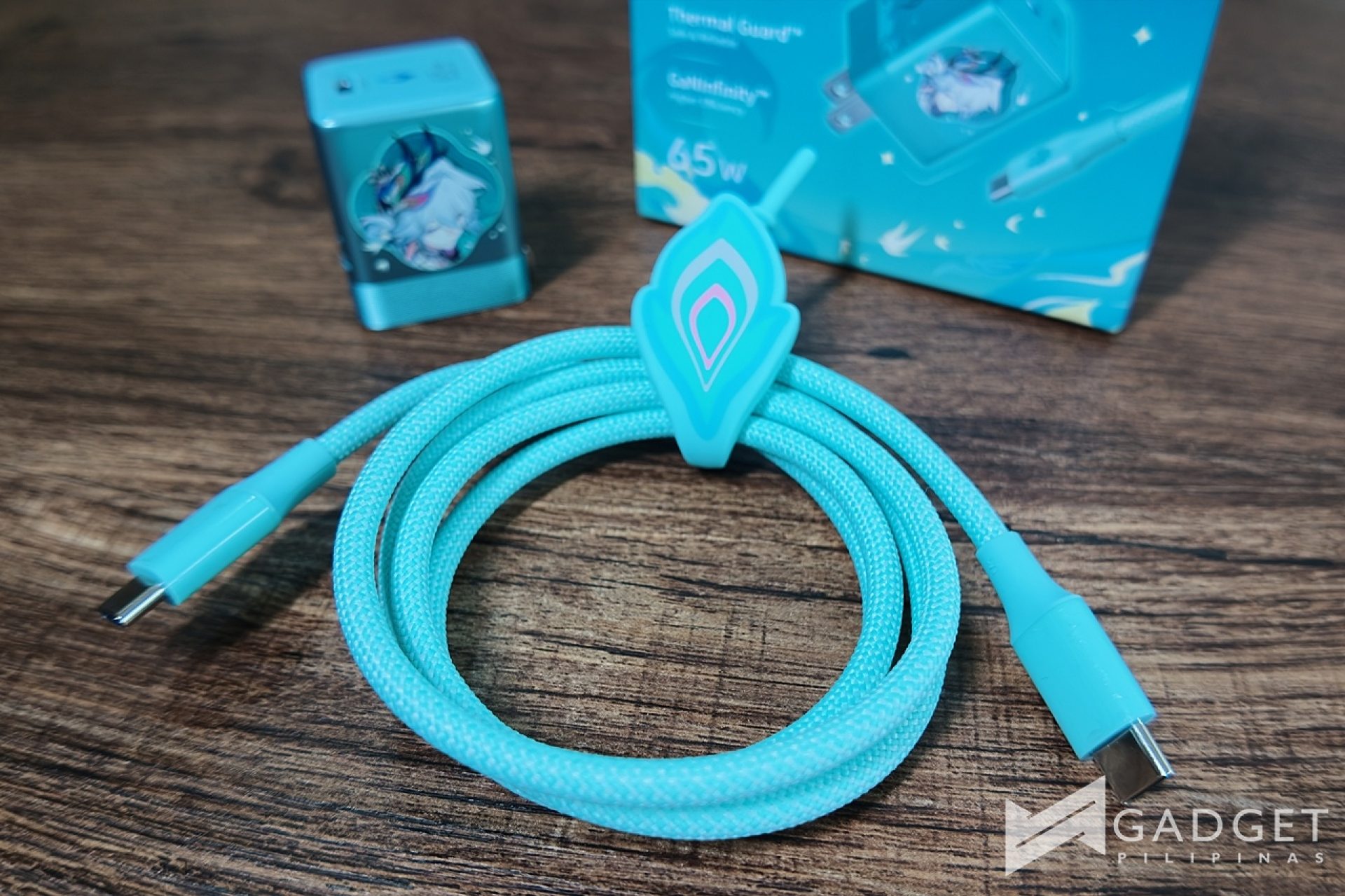 UGREEN Nexode Air Charger Honkai Star Rail Edition 100W Cable