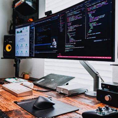 Get the Perfect Balance of Work and Play with LG’s UltraWide Monitors