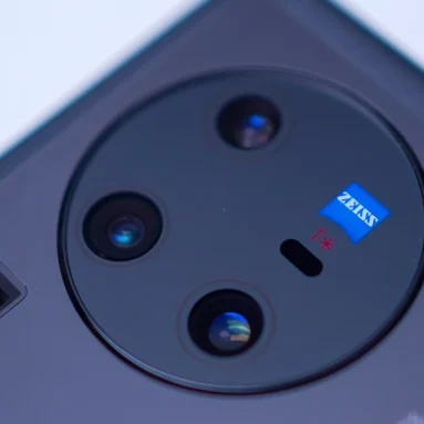 vivo X80 Pro: Powerful ZEISS Camera Smartphone with Flagship Authority