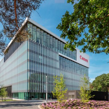 Canon May be Next to Collaborate with a Smartphone Brand