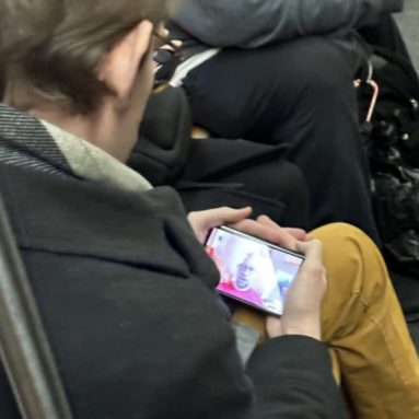 Google Pixel Fold Reportedly Spotted in New York City Subway