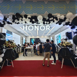 HONOR Opens First Experience Store in PH, Unveils Limited-Edition X9a 5G Midnight Black