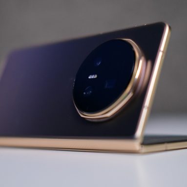 Is the HONOR Magic V5 the best foldable for photography?