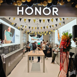 HONOR Opens Five New Experience Stores, HONOR 200 Series Goes on Sale