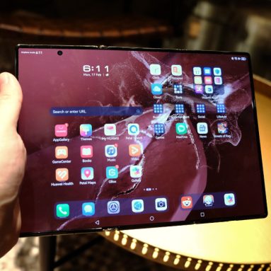 Unfolding the HUAWEI Mate XT: My Hands-on Impressions