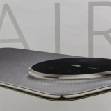 HUAWEI Mate 70 Air Leaks Hint at Quad-Curved Display and 16GB RAM