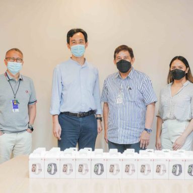 Huawei Philippines Donates Band 6 Units to Help Frontliners Manage Wellness