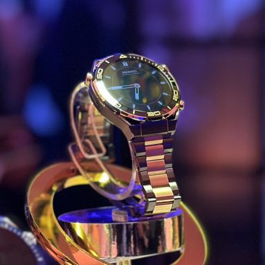 Huawei Watch Ultimate Design Introduced with 18 Karat Gold