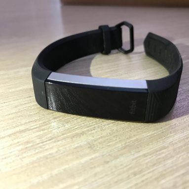 Fitbit Alta HR Review: Sweat, sleep, repeat.