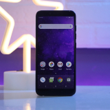 Lenovo K5 Play Review: A Question of Relevance