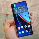 Motorola Moto Rizr Rollable Concept Showcased at MWC 2023