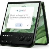 Motorola Razr 50 Series Features Google Gemini on Outer Displays