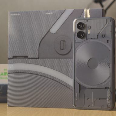 Nothing Phone (2) Review: One Leap Forward for Nothing