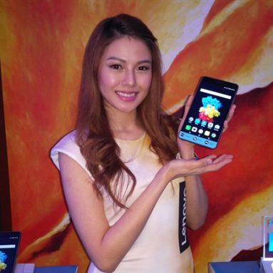 Lenovo Combines the best of both worlds with the Lenovo PHAB Plus