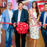PLDT Opens New Concept Stores in Two Major SM Malls
