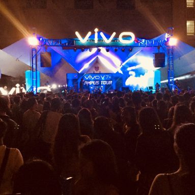 Vivo co-presents the UST Paskuhan 2017