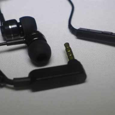 SoundMagic ES18s Unboxing and Review
