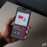 Marcos Signs Law Imposing VAT on Foreign Digital Services