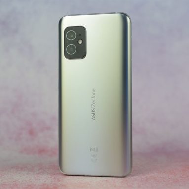 ASUS ZenFone 8 Review: A Strong Comeback