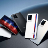 iQOO 8 and 8 Pro Now Official