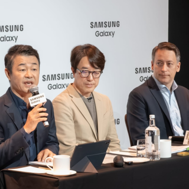 Foldables and Galaxy AI: From Novel Form Factor to Everyday Intelligence