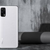 Upcoming realme Q2 Spotted in Photos, May Pack a 120Hz Display and 65W Fast-Charging