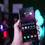 Samsung Galaxy S22 Ultra with SD 8 Gen 1 Initial Benchmark Results