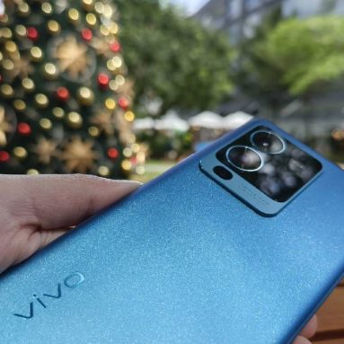 Complete Your Christmas Shopping with the vivo V25 Series